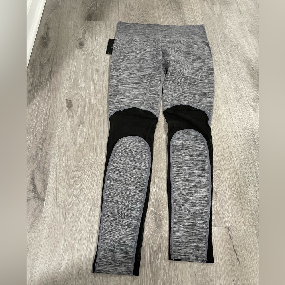 Yoga pants Dry-Fit workout leggings - Picture 4 of 8